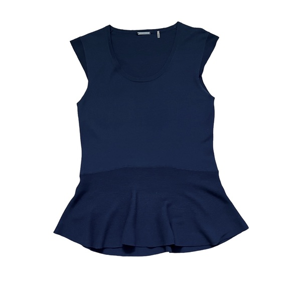 Elie Tahari Sleeveless Navy Top - Picture 10 of 10